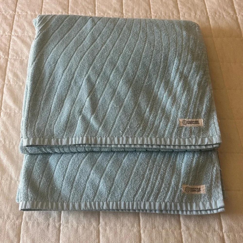 Sand Cloud Springs Porcelain Blue Bath Towel Set